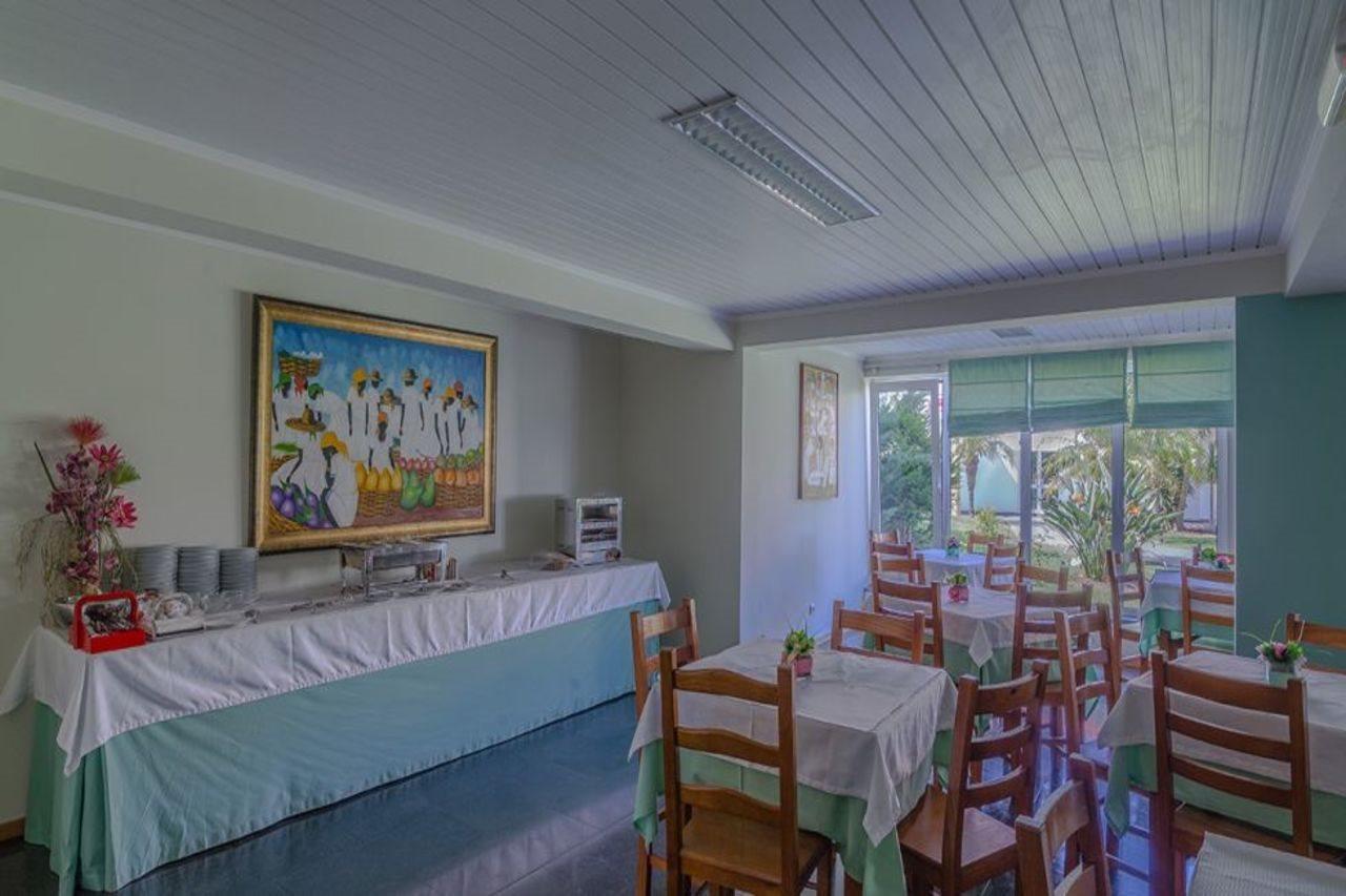 Praia da Vitória Hotel Teresinha מראה חיצוני תמונה